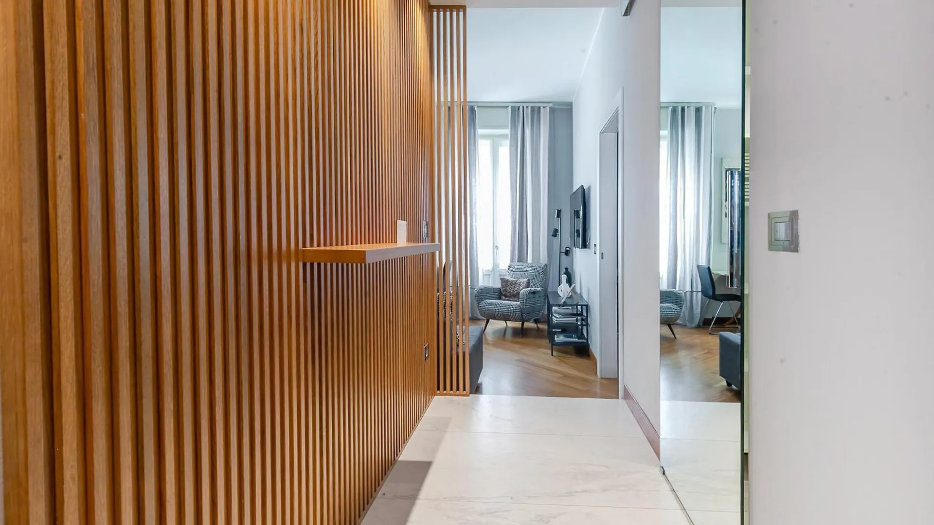 Apartment San Babila Executive Suite - Discover The Historic Centre Of Milano